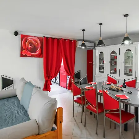 5 Bedroom Lovely In Mountboucher Sur Jabro Holiday home