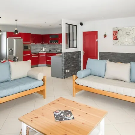 Holiday home 5 Bedroom Lovely In Mountboucher Sur Jabro *
